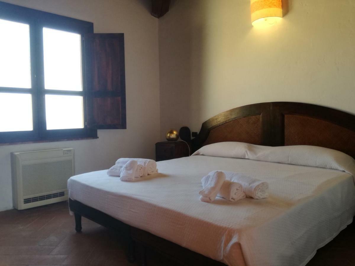 Hotel Punta Moros Tertenìa Eksteriør billede