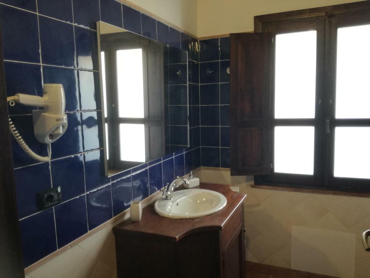 Hotel Punta Moros Tertenìa Eksteriør billede